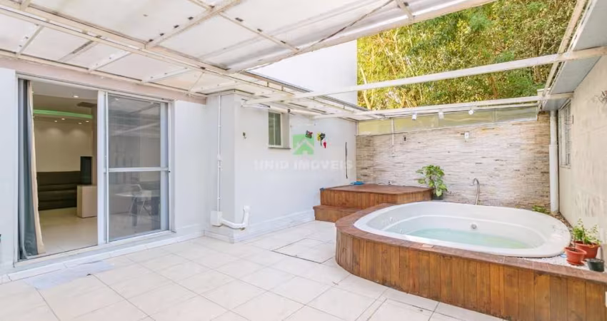 Apartamento à venda, Vila Nova: 2 quartos, Pátio, 1 sala, 1 banheiro, 1 vaga, 95,70 m² de área.