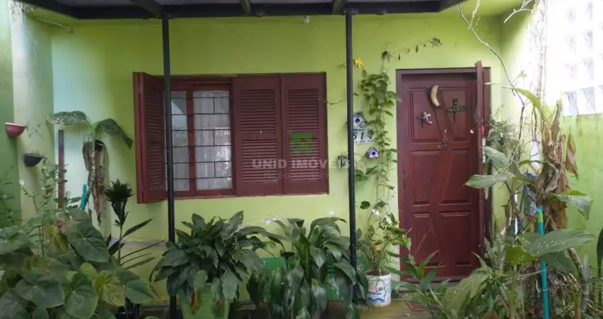 Casa à venda em porto alegre-rs, bairro hípica: 2 quartos, 2 banheiros, 1 vaga, 138,69 m² de área. venha conferir!