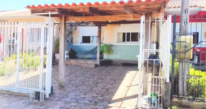 Casa térrea, 2 quartos, 2 vagas, 2 banheiros, amplo pátio