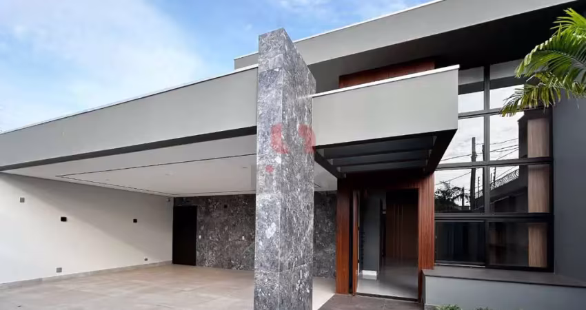 Casa de Alto Padrão a venda no bairro Jardim Cidade Monções.