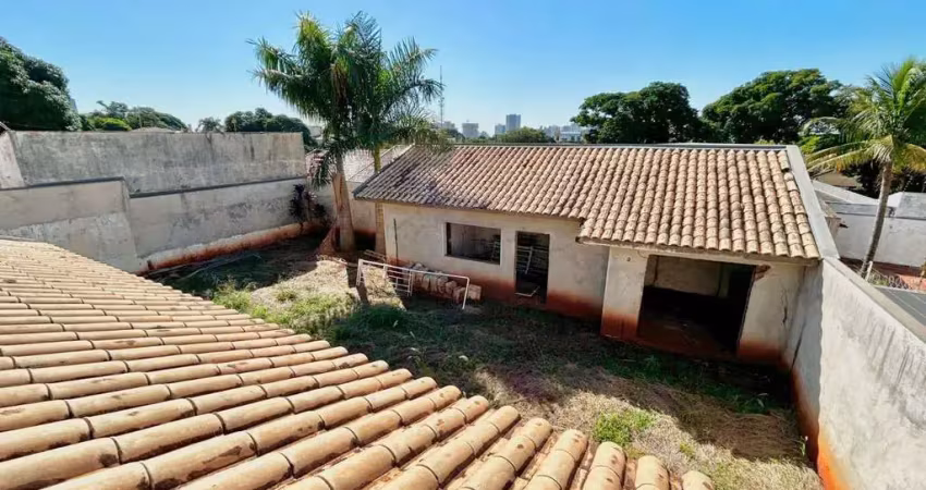 Casa com 3 quartos à venda na Rua Carlos Chagas, 103, Zona 05, Maringá