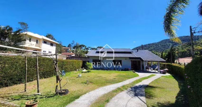 Casa com 3 quartos à venda, 132 m² por r$ 890.000 - albuquerque - teresópolis/rj