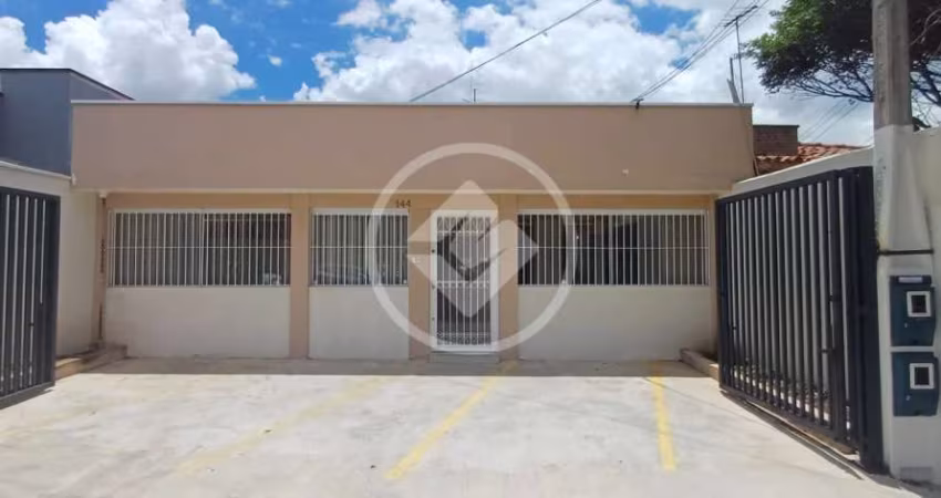 Casa no Guanabara, com salão comercial na frente e edícula no fundo codigo: 107077