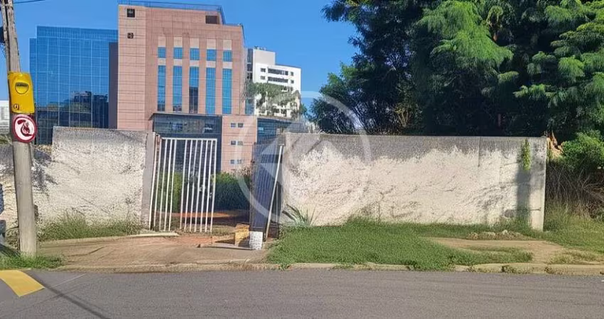Terreno de rua com 630 m2, localizado no bairro Nova Campinas. codigo: 119049