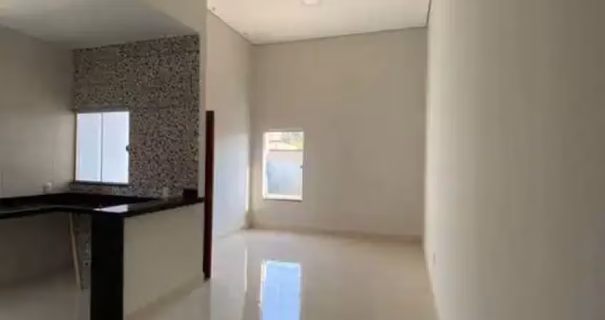 LINDA CASA TÉRREA COM 3 QUARTOS SENDO 1 SUÍTE PÉ DIREITO DUPLO COM 2 VAGAS DE GARAGEM, E EM ÓTIMA LOCALIZAÇÃO PRÓXIMO AO COMPER E SHOPPING VG codigo: 83519