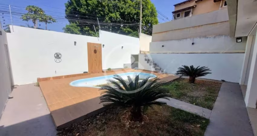 Vende-se Sobrado no Bairro Village Flamboyant - 436m² de terreno - 3 Quartos - Cuiabá MT - Valor: R$ 849.000,00 codigo: 107257