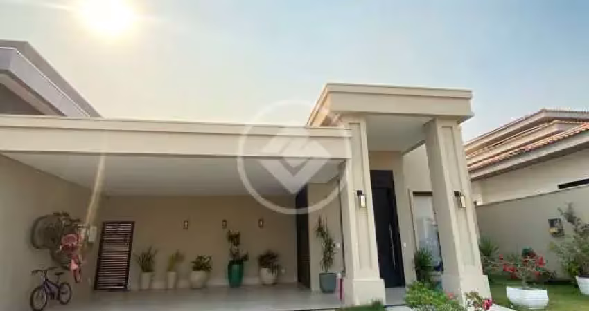Vende-se Casa de Alto Padrão no Condomínio Florais do Valle - 3 Suítes, sendo 1 Master - Energia Solar  - 262 m² Construídos - Cuiabá (MT) - Valor: R$ 3.300.000,00 codigo: 105112