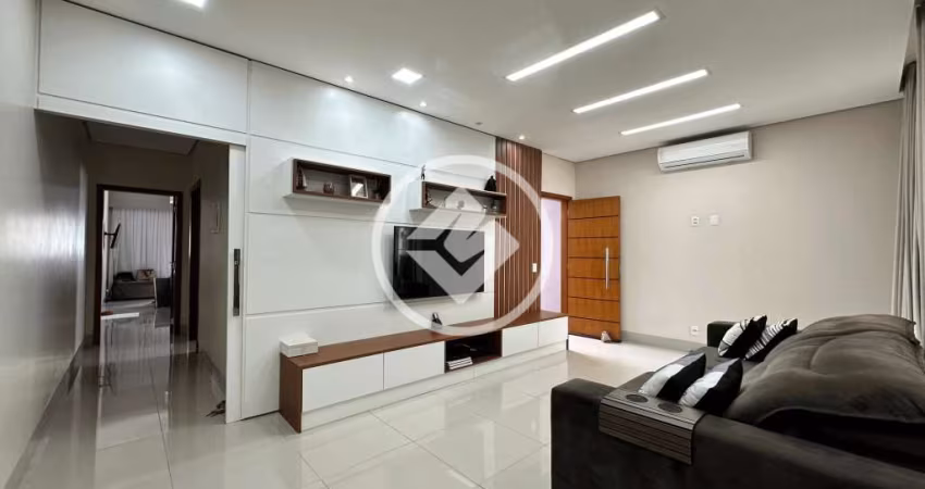 CASA TÉRRA COM PLANEJADOS COM ACABAMENTO ALTO PADRÃO - JARDIM UNIVERSITÁRIO - CUIABÁ- MT- R$ 650.000,00 codigo: 107151