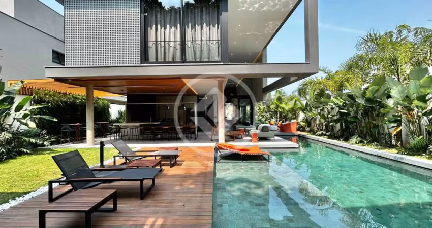 Casa com 6 Suítes no Módulo 17 da Riviera codigo: 93079