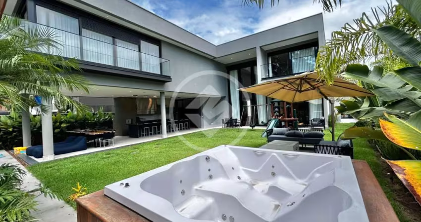 Casa com 7 Suítes no Módulo 16 da Riviera codigo: 98820