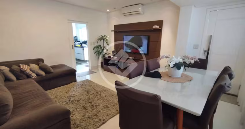 Linda casa a venda Pitangueiras Guarujá 3 suites codigo: 111933