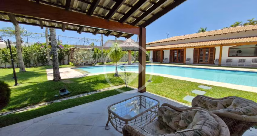 Deliciosa Casa Jardim Acapulco térrea e com ampla área de convivência Guarujá SP codigo: 112054
