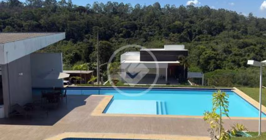 LOTE EM CONDOMINIO FECHADO DE LUXO codigo: 117806