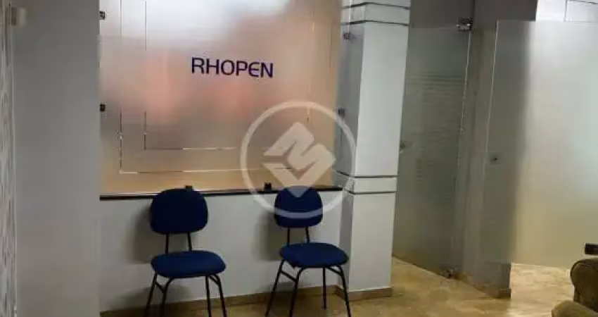 SALA COMERCIAL A VENDA NO EDIFICIO PIRAMIDE codigo: 114915