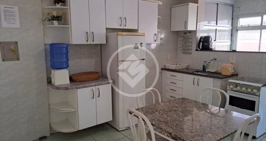 Excelente apto de 3 quartos com 1 suite a 2 quadras da Praia do Morro com vista para o mar. codigo: 97608