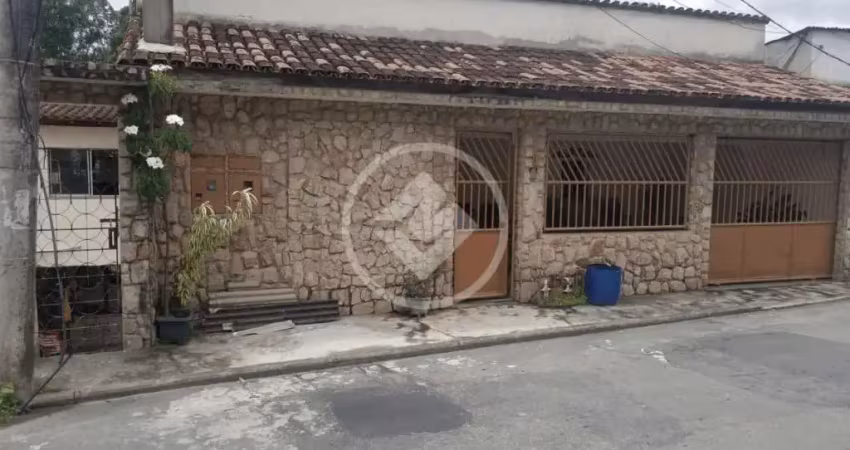 Casa com 4 quartos à venda no Parque Residencial Laranjeiras, Serra 