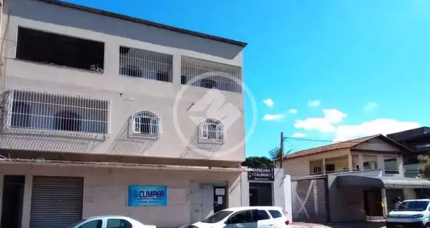 Prédio comercial com apartamentos e lojas – cristóvão colombo codigo: 144512