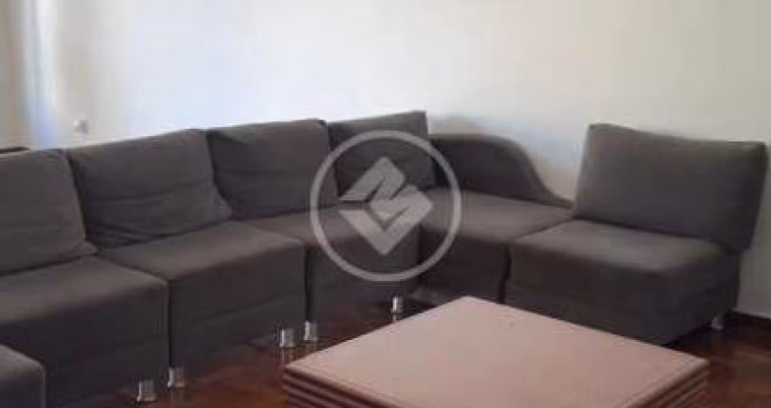 Excelente Oportunidade no centro da cidade - ideal para residência ou comércio. Linda casa ampla ,bem localizada no centro. codigo: 120882