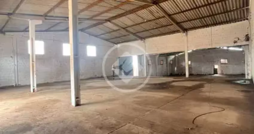 Galpão de esquina. 865m2. ideal para depósito codigo: 101654