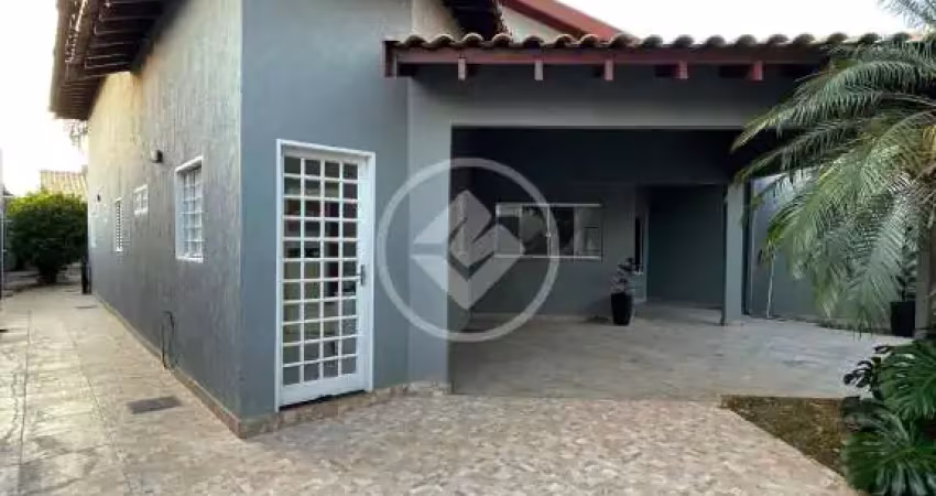 Casa espaçosa e completa no carandá bosque iii codigo: 141267