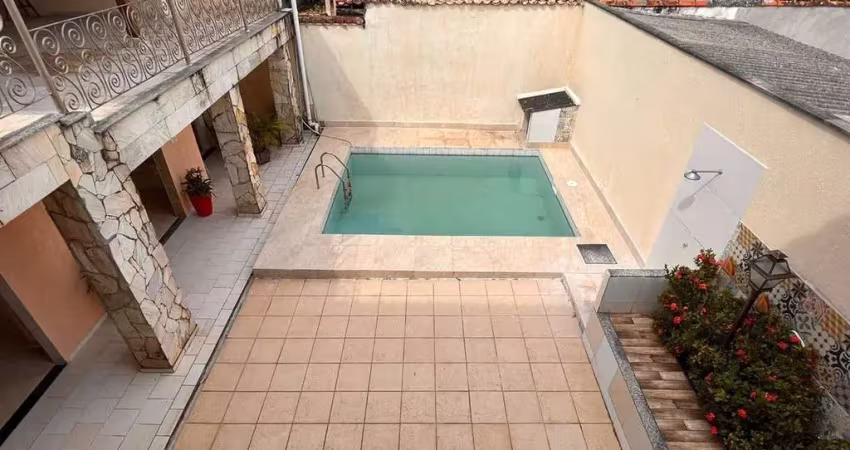 Casa com 5 quartos à venda na Rua Osman Corrêa da Silva, 729, Itaipu, Niterói