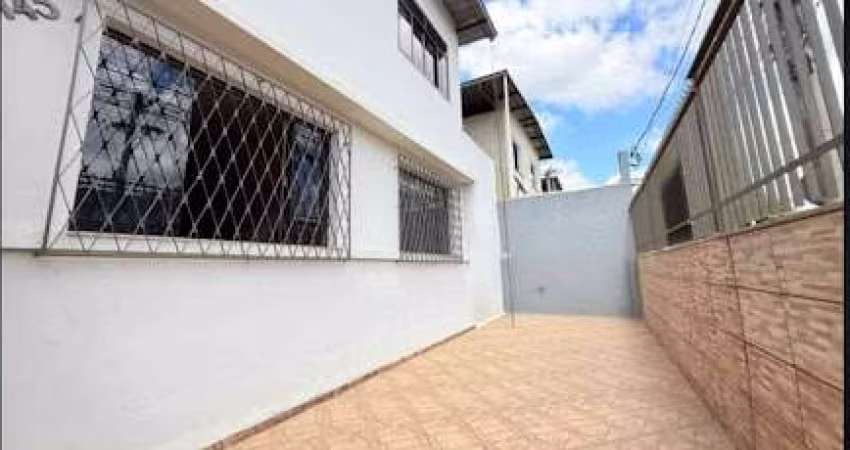 Casa com 4 dormitórios à venda, 170 m² por R$ 750.000,00 - Nova Era - Juiz de Fora/MG