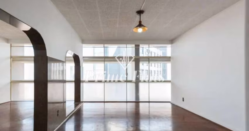 Apartamento disponível para venda no Edifício Copan, com 150m², 2 dormitórios e 2 vagas de garagem