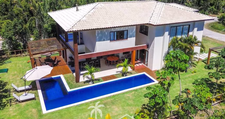 Casa À Venda Condomínio Frente Mar Alto Padrão em Praia do Forte