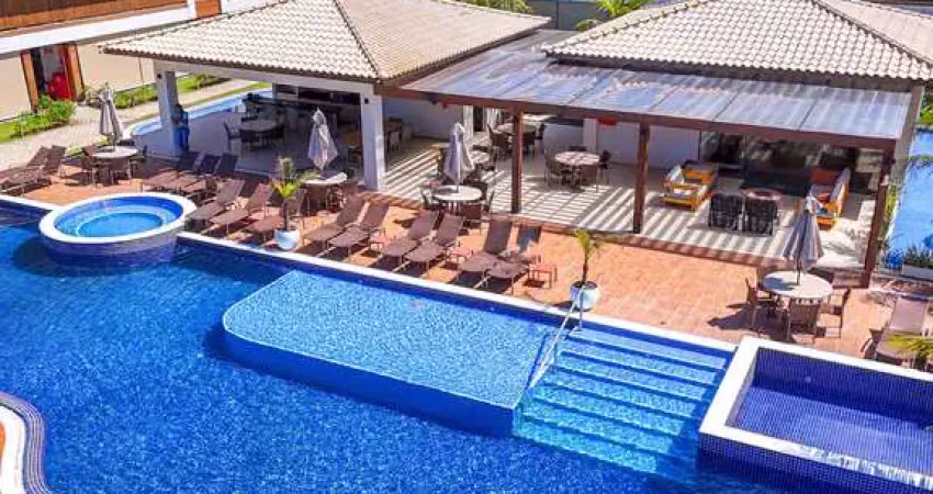Apartamento 3 suítes térreo condomínio frente mar em itacimrim