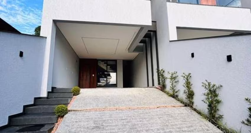 Casa de Alto Padrão no Bairro Glória em Joinville - SC