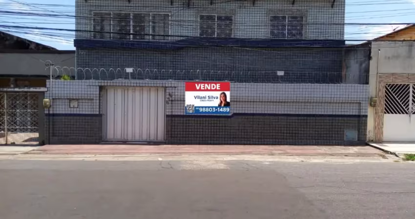 Duplex de 230m², são  2 casas, 5 quartos, no bairro vila união