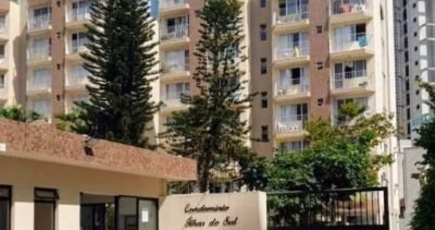 Excelente apartamento para locação anual - 50m da praia.