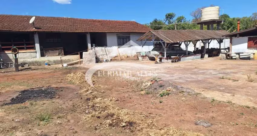 Chácara / sítio com 3 quartos à venda no Centro, Guatapará 