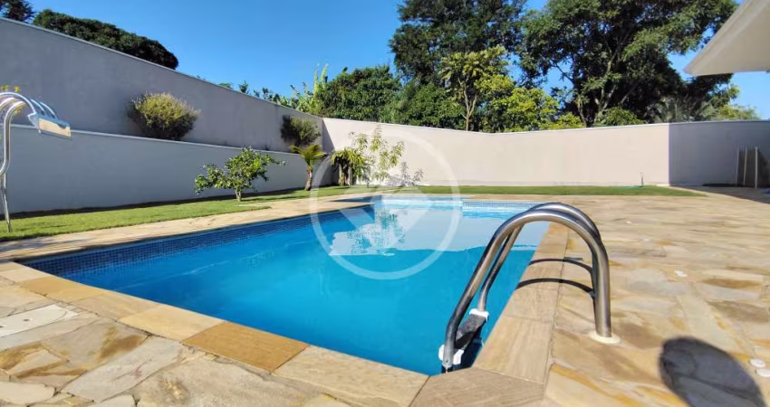 Casa de alto Padrão com 3 suítes, piscina e área gourmet em Condomínio fechado em Vinhedo - SP codigo: 121880