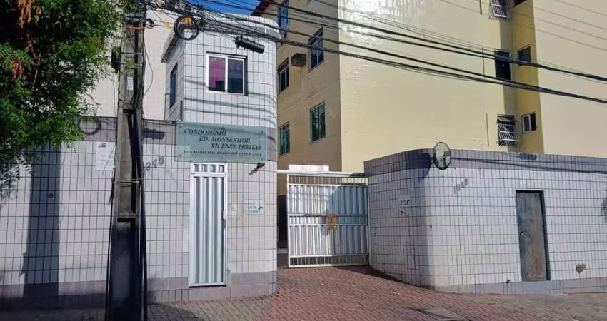 Apartamento com 3 quartos, 1 Suíte, 93m² no Benfica.