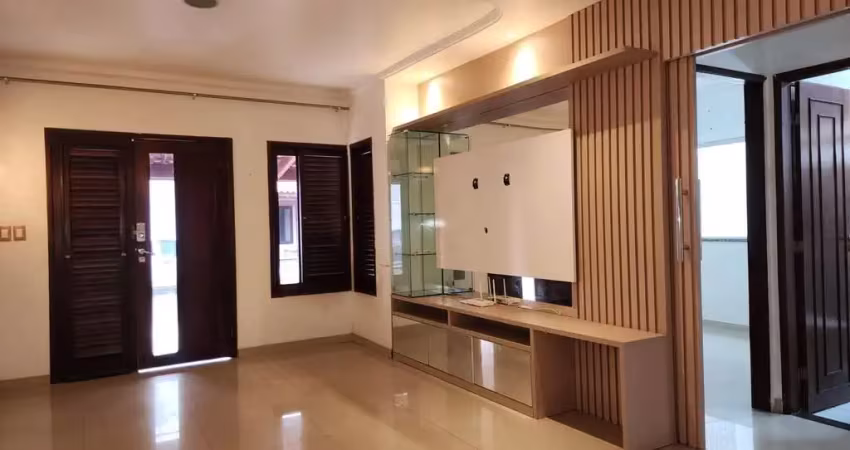 Casa em Condomínio na Cohama com 3 quartos na Rua Aririzal 150 M² para Venda