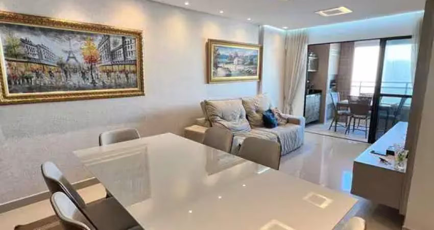 Apartamento na Ponta do Farol 3 quartos sendo 3 suítes 109 M² no Dellamare,