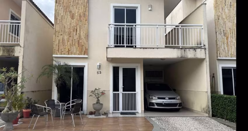 Casa em Condomínio à Venda em Maraponga