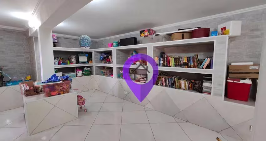 Casa de 281m² em Pouso Alegre/MG com 3 dormitórios, suíte máster, piscina e área gourmet. Localização privilegiada próximo à avenida gastronômica.