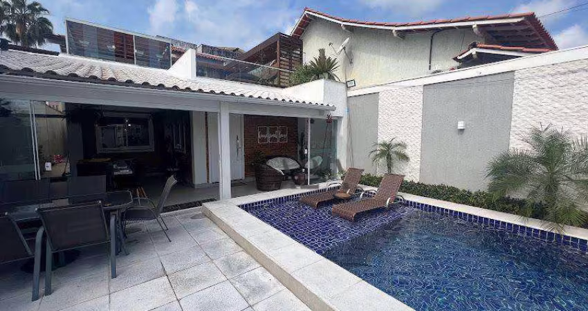 Casa com 3 dormitórios à venda, alto padrão, lazer completo por R$ 1.600.000 - Itaipu - Niterói/RJ