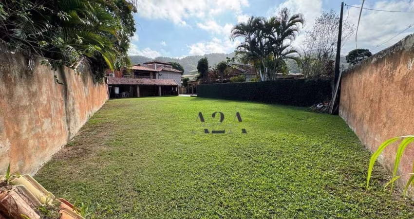 Terreno à venda, 473 m² por R$ 790.000,00 - Piratininga - Niterói/RJ