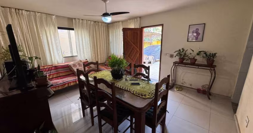 Casa com 3 dormitórios à venda, 110 m² por R$ 630.000,00 - Itaipu - Niterói/RJ