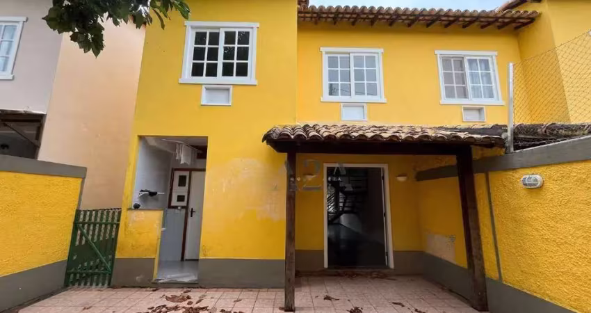 Casa com 3 dormitórios à venda, 150 m² por R$ 1.600.000,00 - Camboinhas - Niterói/RJ