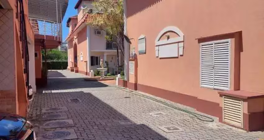 Casa no recreio triplex com 170m²  em condomínio fechado, próximo á praia com segurança 24h.