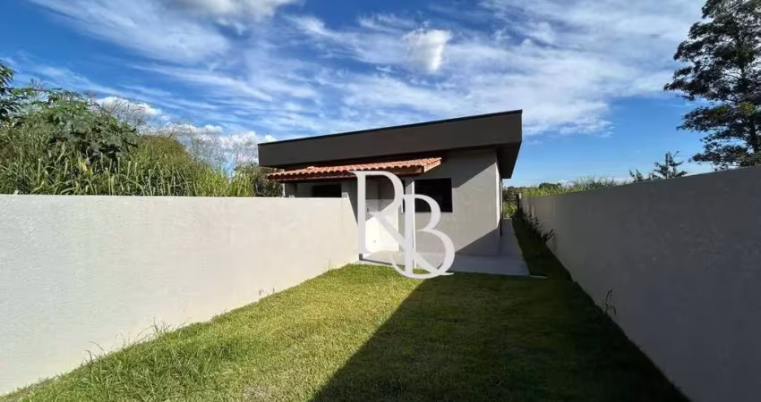 Casa com 2 dormitórios à venda, 50 m² por R$ 395.000,00 - Jardim São Felipe - Atibaia/SP