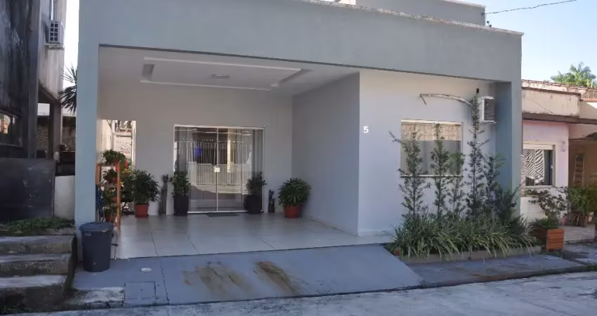Vendo excelente casa térrea no Jardim Portugal 3 dormitórios sendo 1 suíte -Parque Guajará
