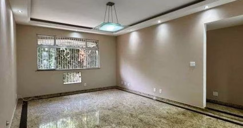 Apartamento tipo casa, silencioso com vista para o verde