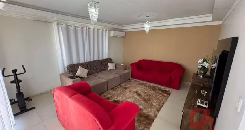 Apartamento com 3 quartos para alugar em Morretes, Itapema 