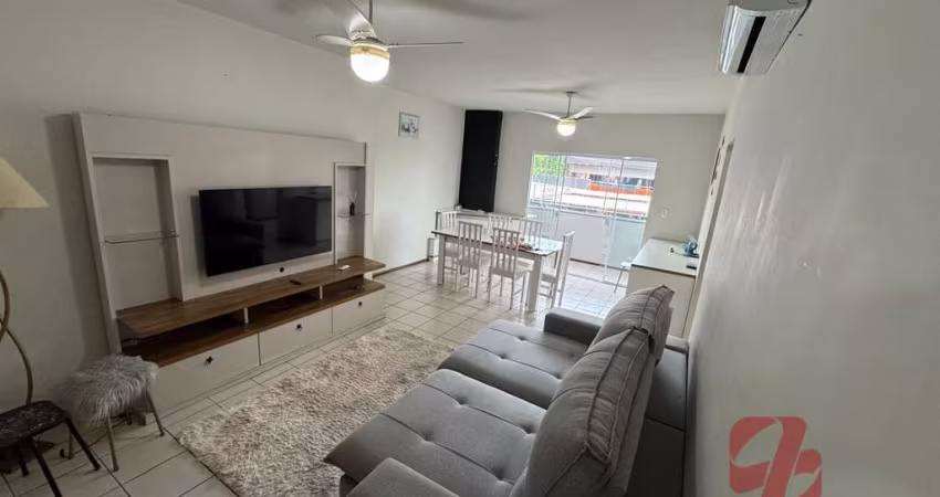 Apartamento em Meia Praia  -  Itapema