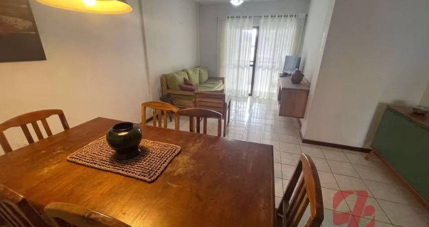 Apartamento em Meia Praia  -  Itapema